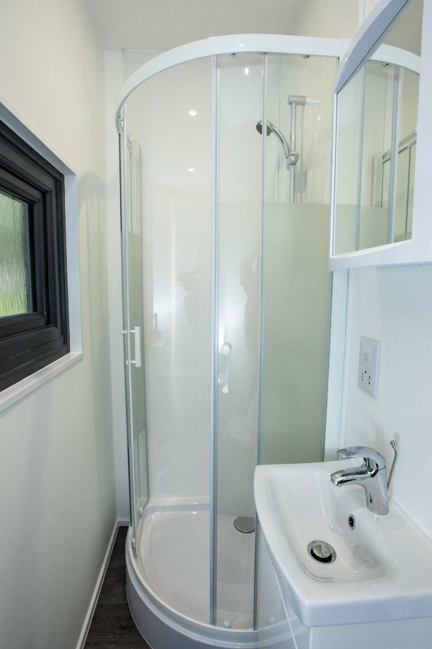 A Unique Experience In A Converted Shipping Containers, Glamness Is Adults Only Inverness Exterior photo